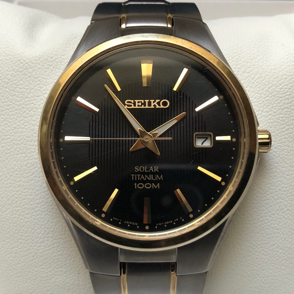 Titanium Seiko Solar Men's Watch with Full Titanium Bracelet SNE382